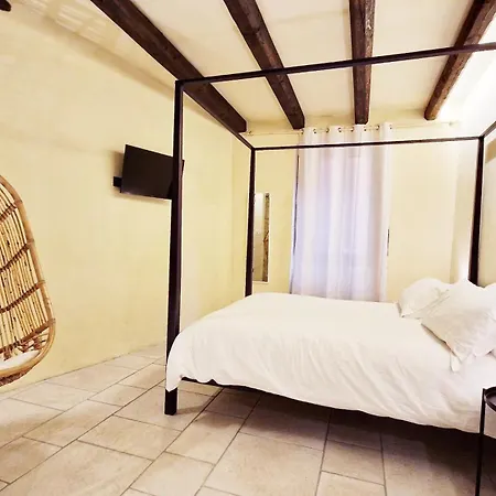 Guest house Casa Ocra